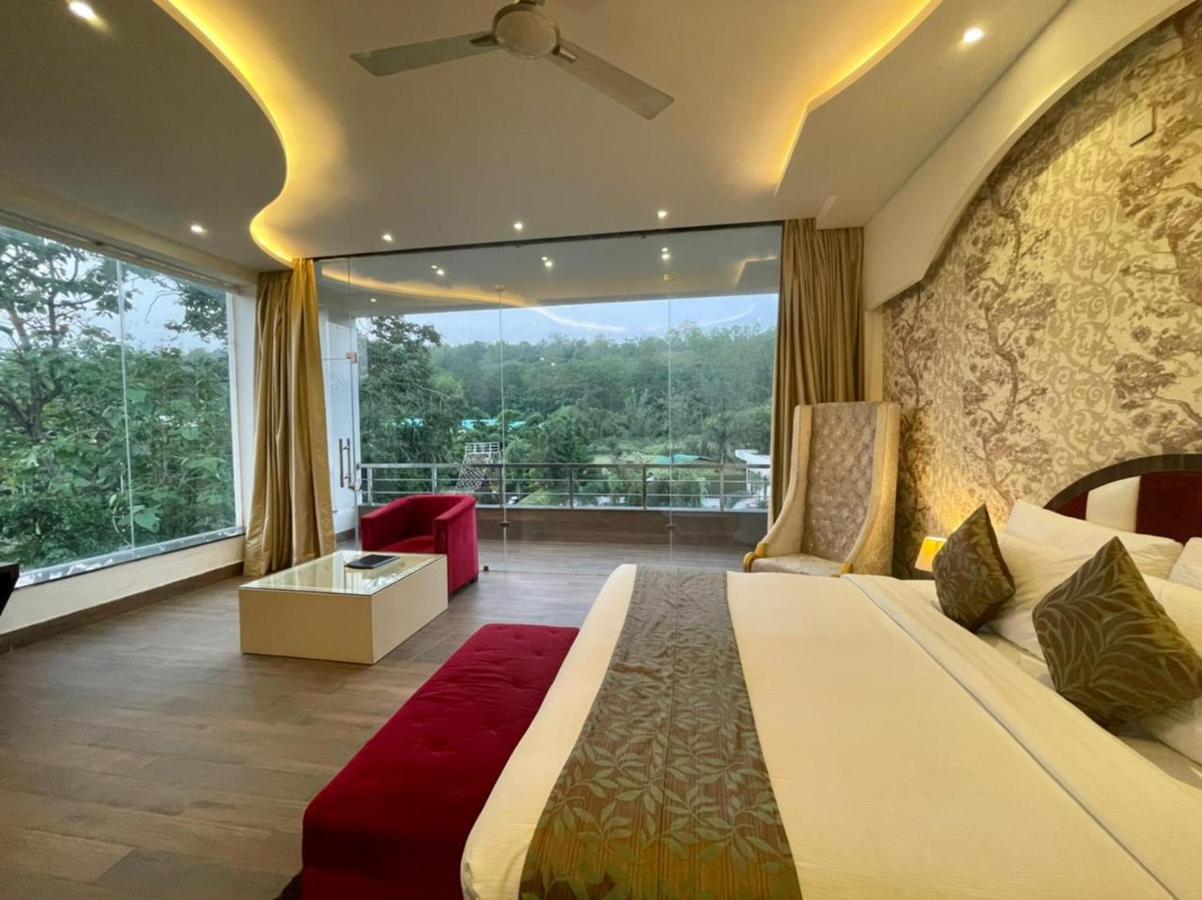 วินซัม รีสอร์ต แอนด์ สปา คอร์เบตต์ Hotel รามนาการ์ ภายนอก รูปภาพ