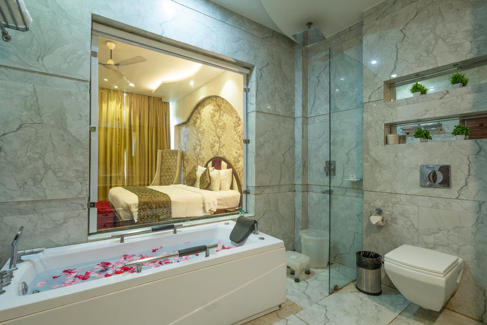 วินซัม รีสอร์ต แอนด์ สปา คอร์เบตต์ Hotel รามนาการ์ ภายนอก รูปภาพ